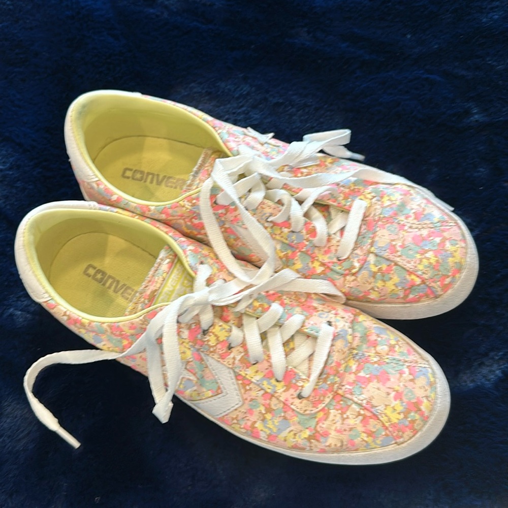 Women’s Converse floral sneakers
